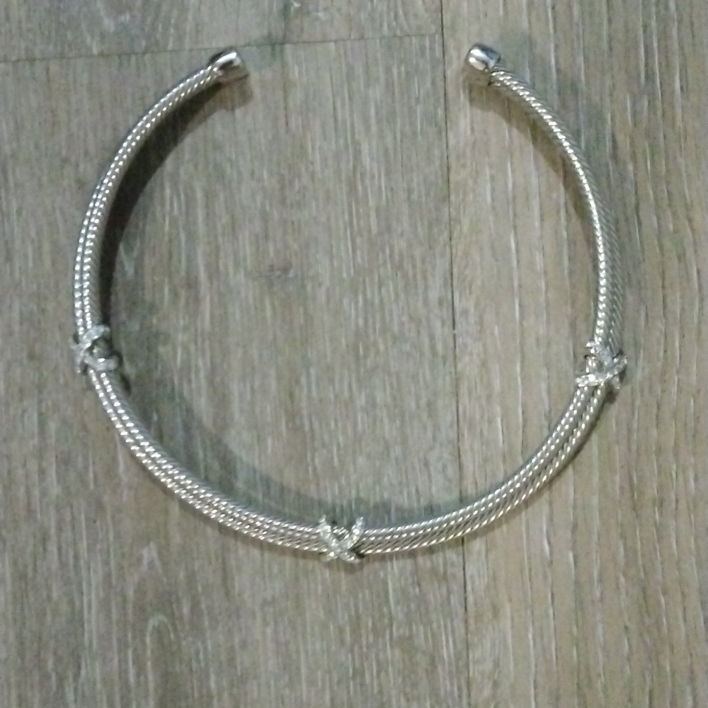 Silver choker